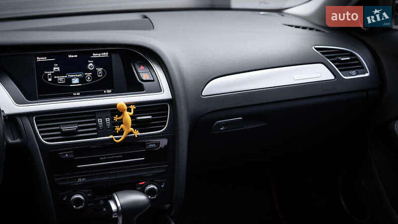 Седан Audi A4 2015 в Киеве