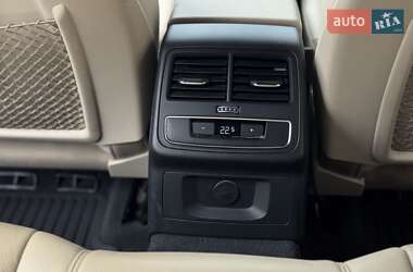 Седан Audi A4 2017 в 