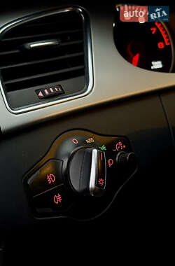 Седан Audi A4 2012 в 