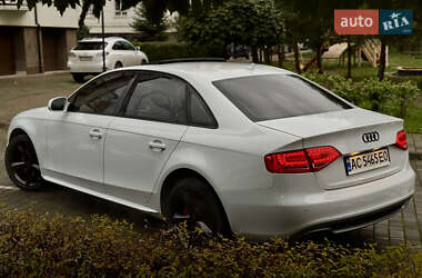 Седан Audi A4 2012 в 