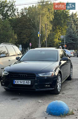 Седан Audi A4 2012 в Краснограде