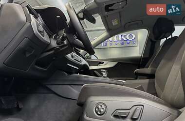 Седан Audi A4 2023 в 