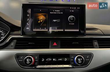 Седан Audi A4 2020 в 