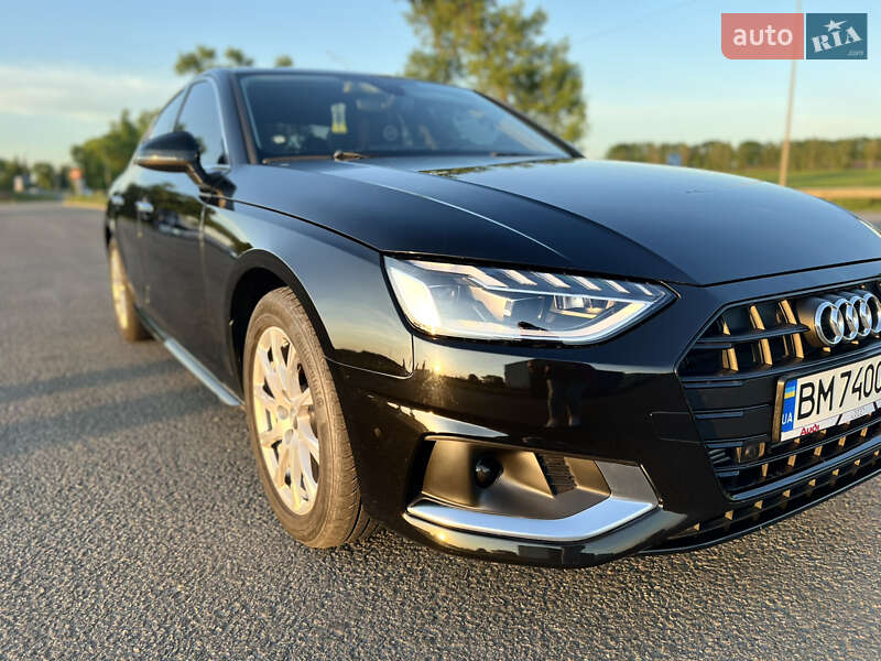 Седан Audi A4 2020 в Киеве