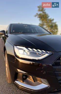 Седан Audi A4 2020 в Киеве