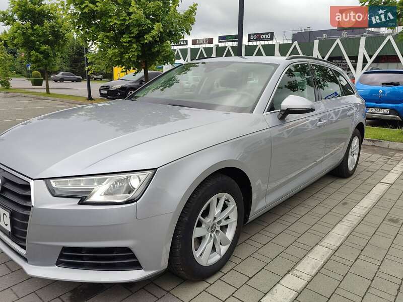 Универсал Audi A4 2016 в 