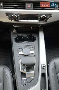Седан Audi A4 2016 в 