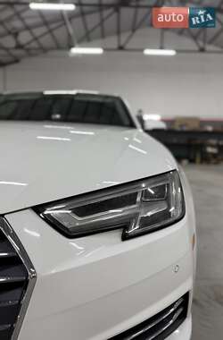 Седан Audi A4 2017 в 