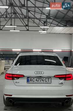 Седан Audi A4 2017 в 