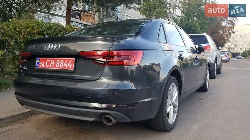 Седан Audi A4 2016 в Львове