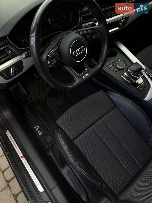 Седан Audi A4 2018 в Львове