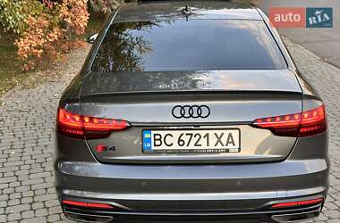 Седан Audi A4 2024 в Львове