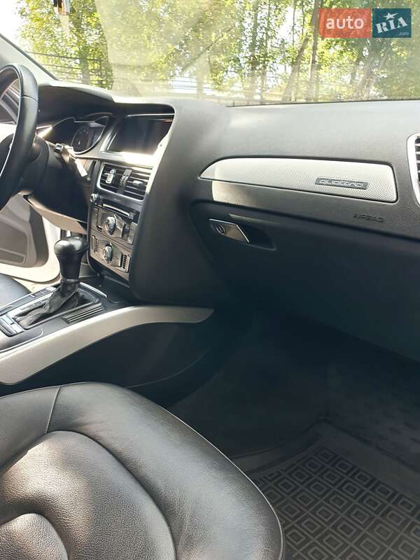 Седан Audi A4 2012 в Тернополе фото 24 Седан Audi A4 2012 в Тернополе
