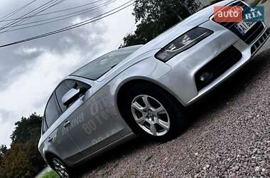Седан Audi A4 2011 в 