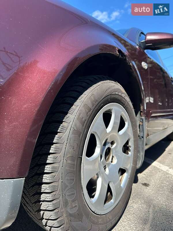 Седан Audi A4 2002 в Киеве