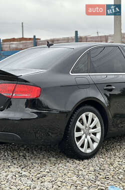 Седан Audi A4 2010 в 