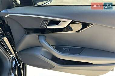 Седан Audi A4 2018 в 