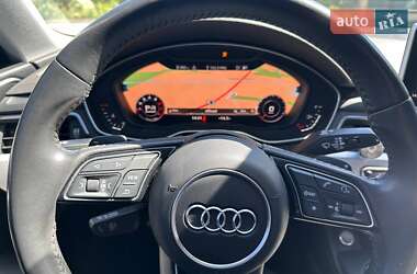 Седан Audi A4 2018 в 