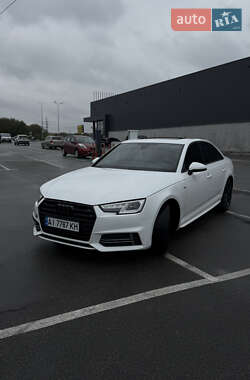 Седан Audi A4 2018 в 