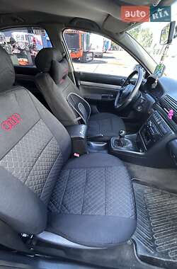 Седан Audi A4 1998 в 
