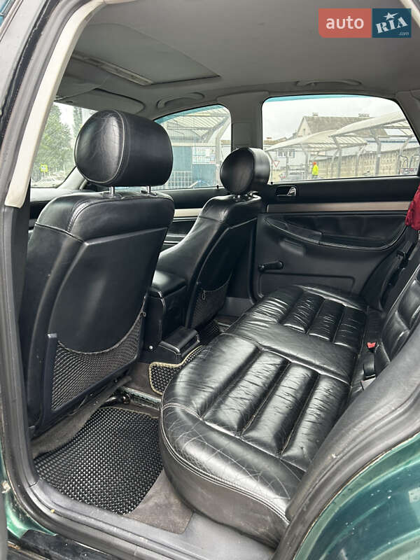Седан Audi A4 1997 в Хмельницком