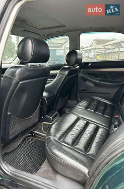 Седан Audi A4 1997 в 