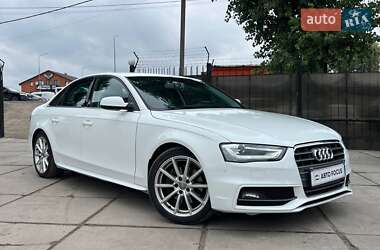 Седан Audi A4 2014 в Києві