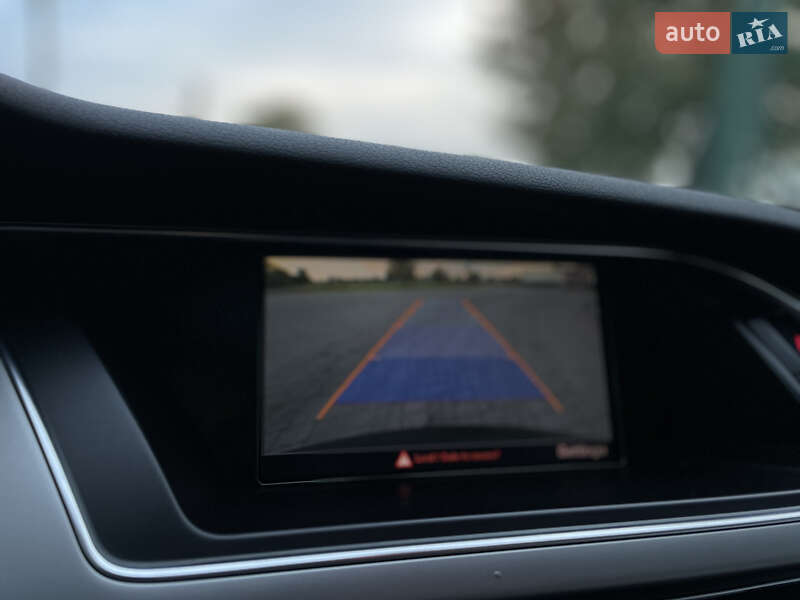 Седан Audi A4 2013 в Яворове