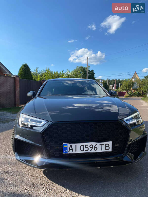 Седан Audi A4 2016 в Киеве