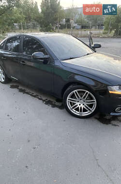Седан Audi A4 2011 в 