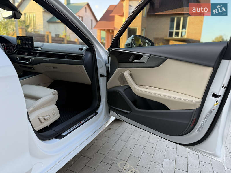 Седан Audi A4 2020 в Луцьку