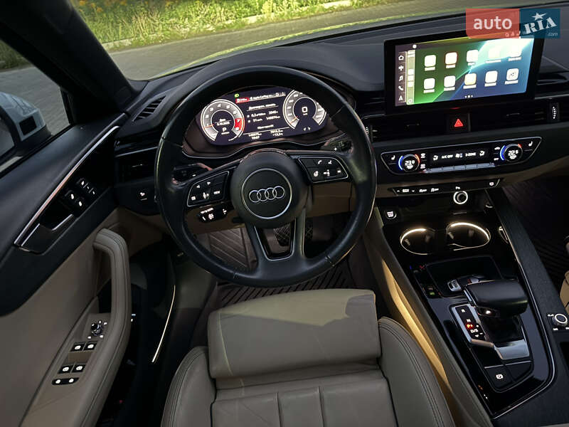 Седан Audi A4 2020 в Луцьку