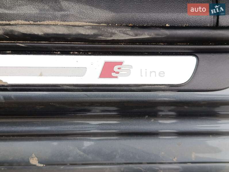 Седан Audi A4 2015 в Луцке