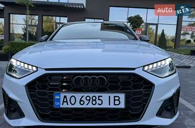 Седан Audi A4 2020 в Перечині