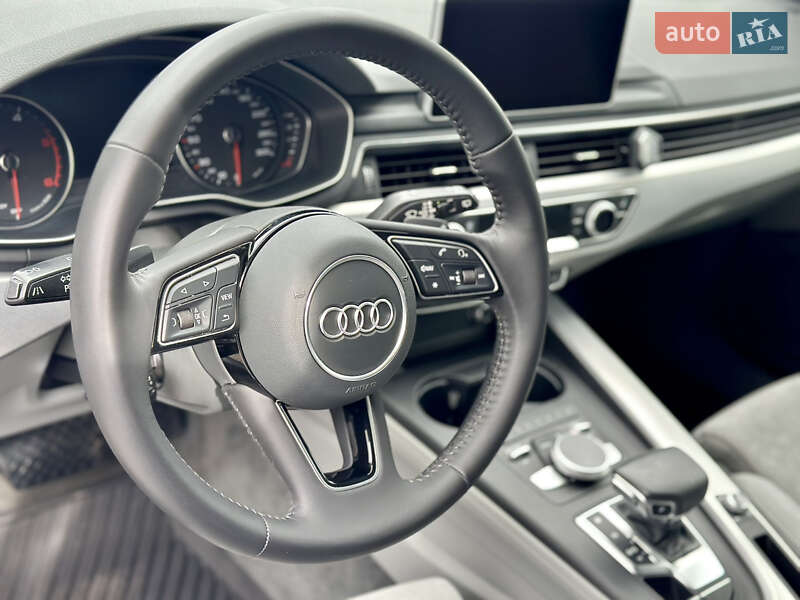 Универсал Audi A4 2017 в Одессе