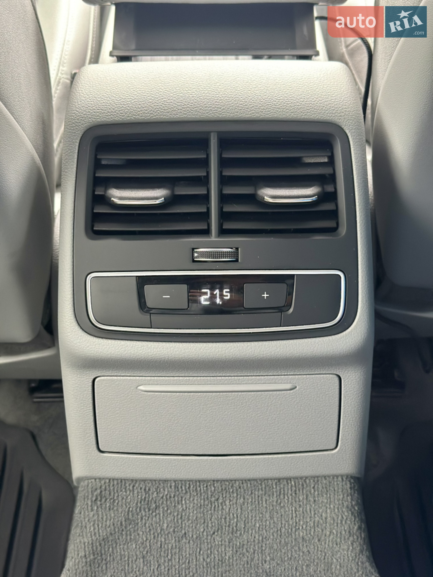 2017 Audi A4 - мініатюра 32