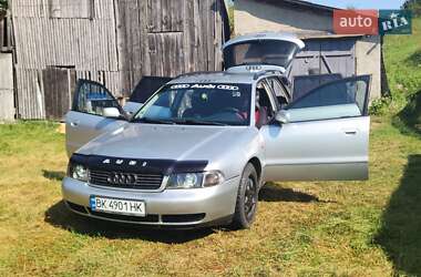 Универсал Audi A4 1996 в Ровно