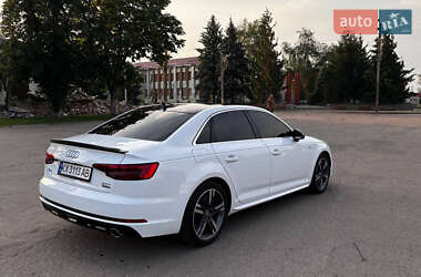 Седан Audi A4 2016 в 