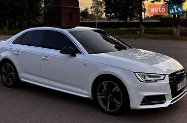Седан Audi A4 2016 в 