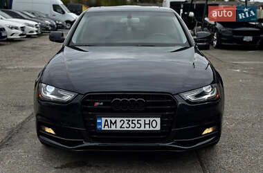 Седан Audi A4 2014 в 