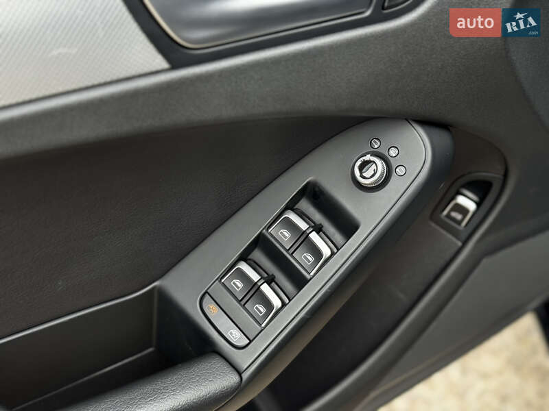 Седан Audi A4 2014 в Житомирі
