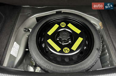 Седан Audi A4 2014 в Житомире