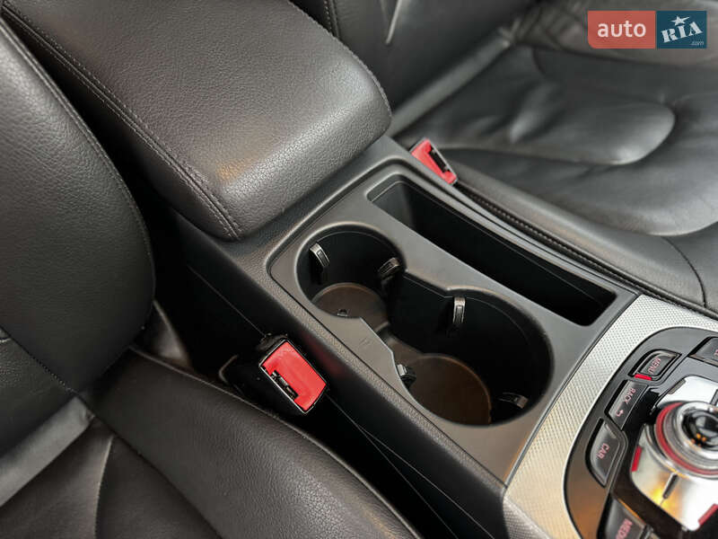 Седан Audi A4 2014 в Житомирі