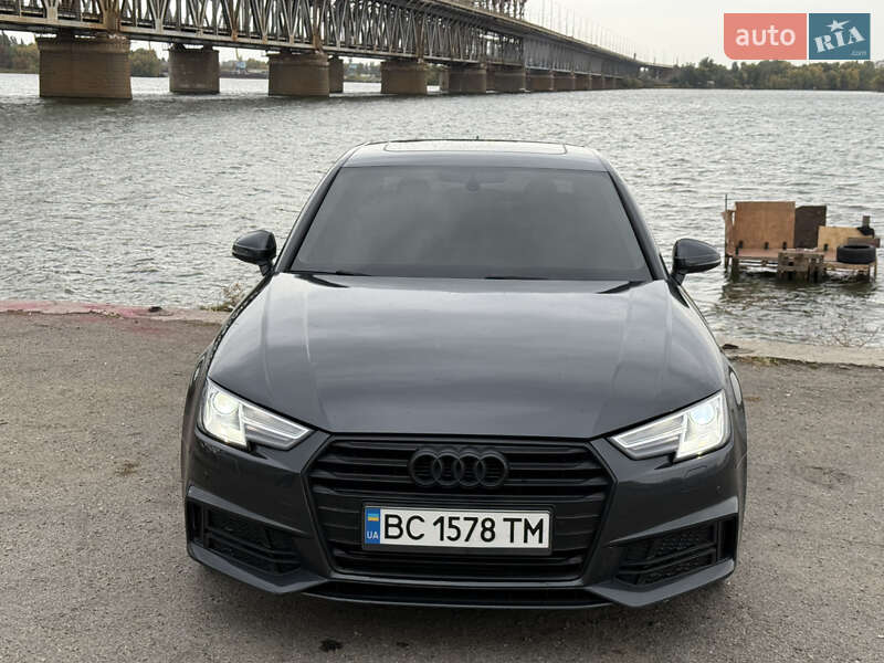 Седан Audi A4 2017 в Днепре