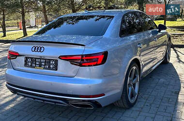 Седан Audi A4 2015 в 