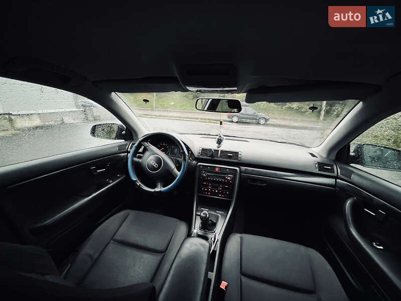 Седан Audi A4 2001 в Виннице