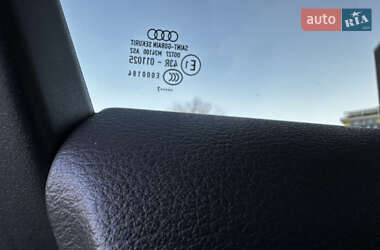 Универсал Audi A4 2017 в 