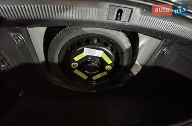 Седан Audi A4 2014 в 