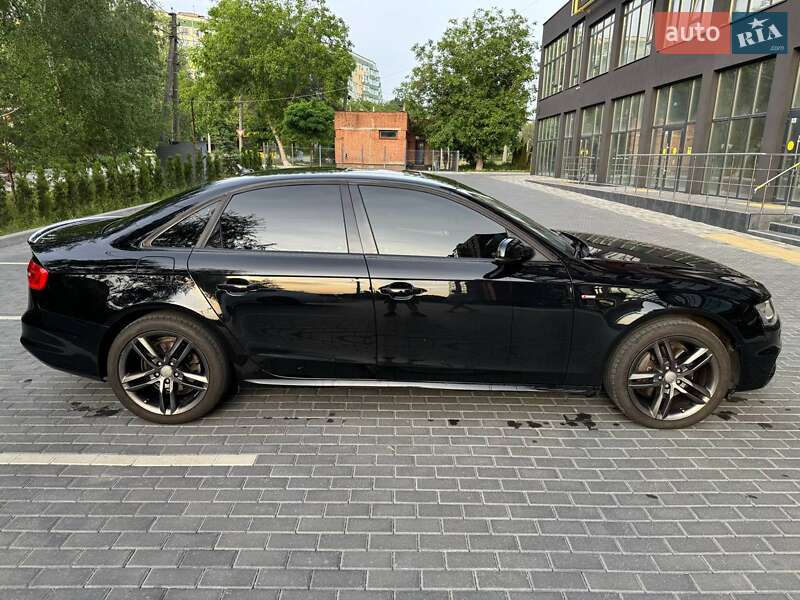 Седан Audi A4 2015 в Полтаві