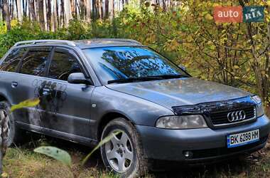 Универсал Audi A4 2000 в 